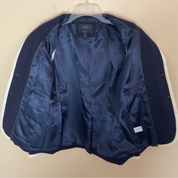 J. Crew Navy Blazer Jacket Women's Size 2 Gold Buttons Wool Office Academia - Picture 10 of 15